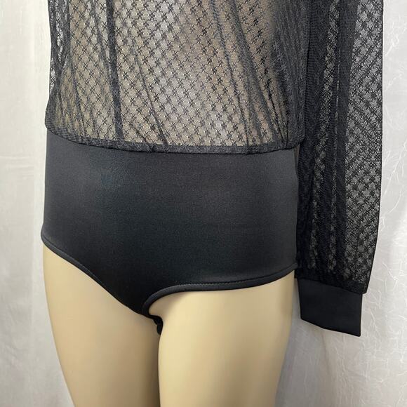 💋 Black Sheer Lattice Crosshatch Lace Bodysuit Long Sleeves Key Hole Forever 21 - Picture 8 of 16